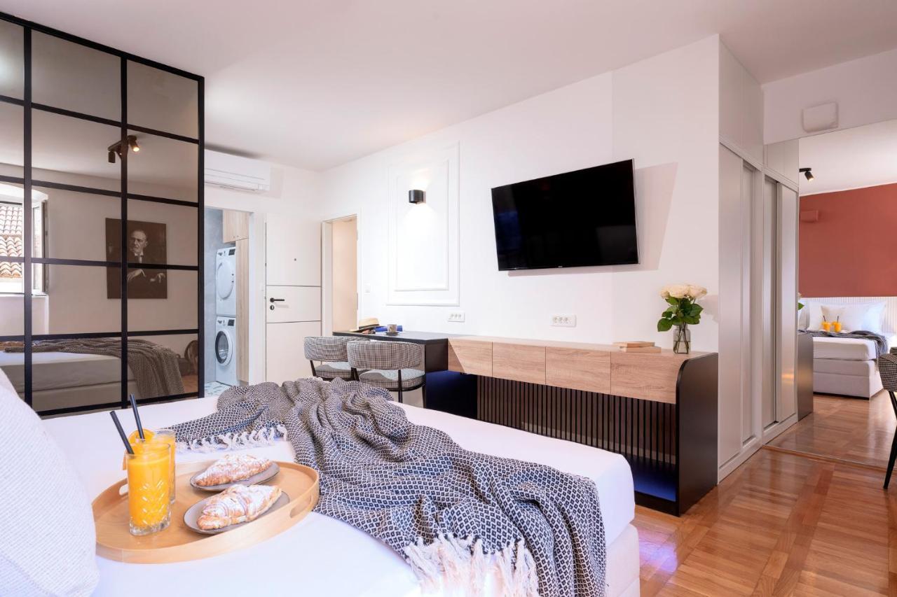 Fingerprint Apartment